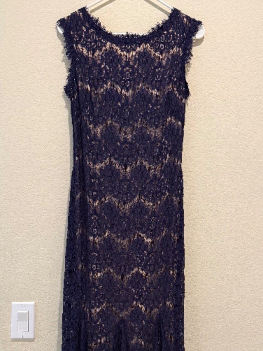 Aqua Navy/Nude Lace Dress Sz 6